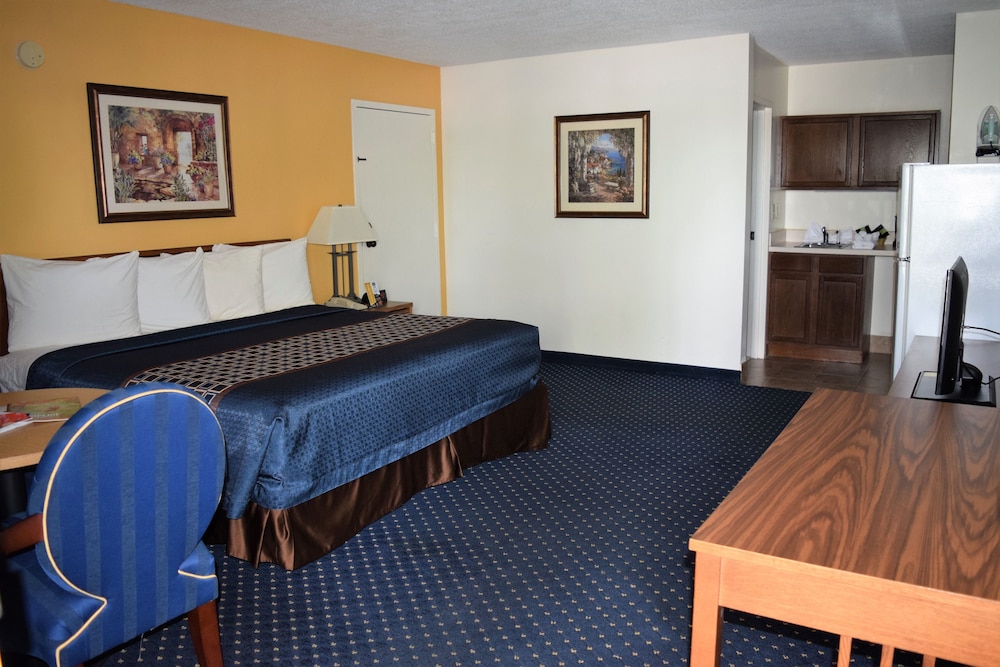 Bluegrass Extended Stay Hotel 32/57