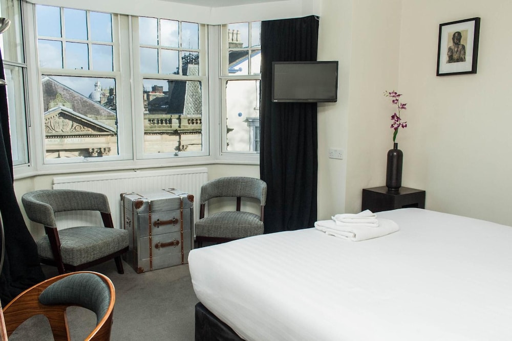 The Studley Hotel 17/50