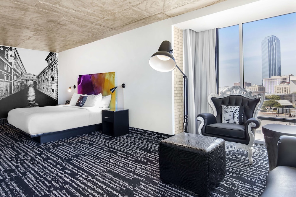 Lorenzo Hotel Dallas, Tapestry Collection by Hilton 46/82