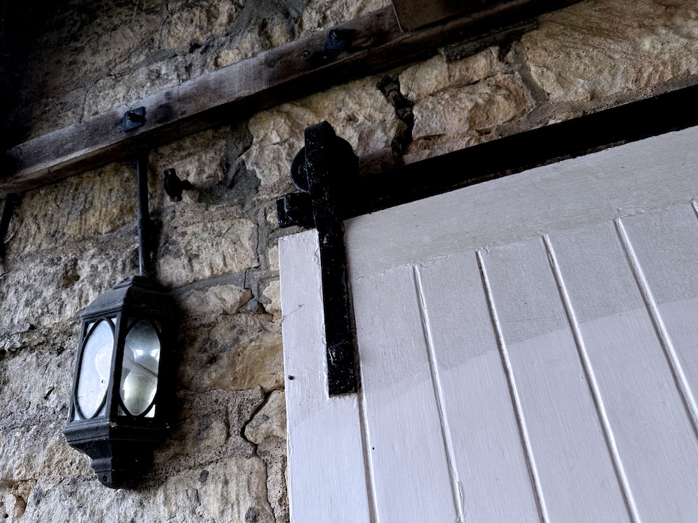 The Crown Inn 37/44