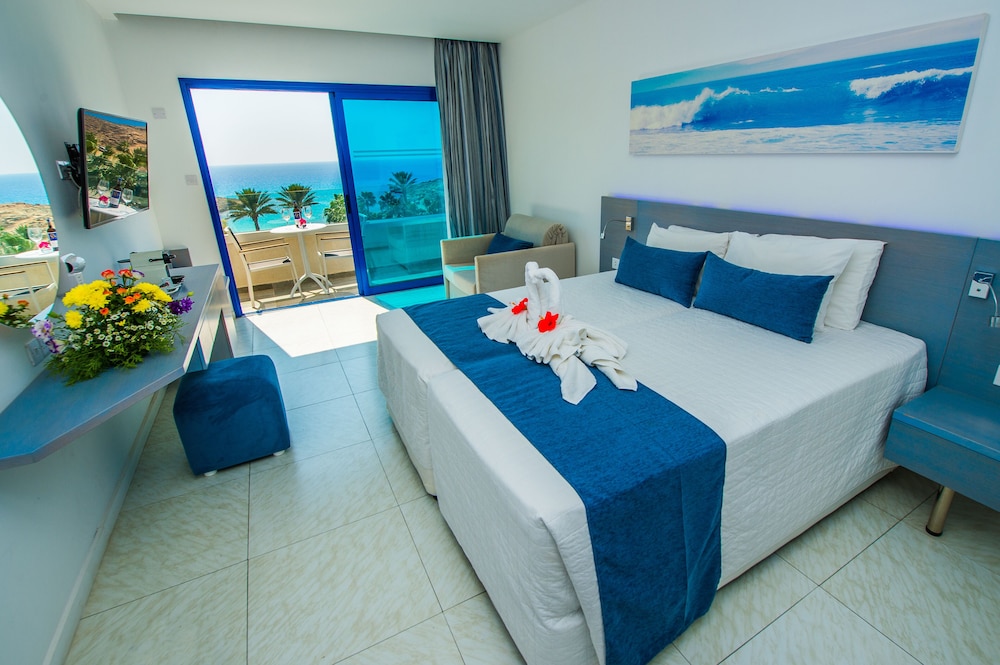 Anonymous Beach Hotel - Adults Only 55/72