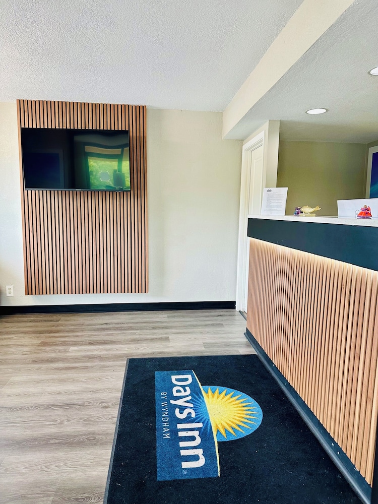 Days Inn by Wyndham Kansas City Northeast 13/65