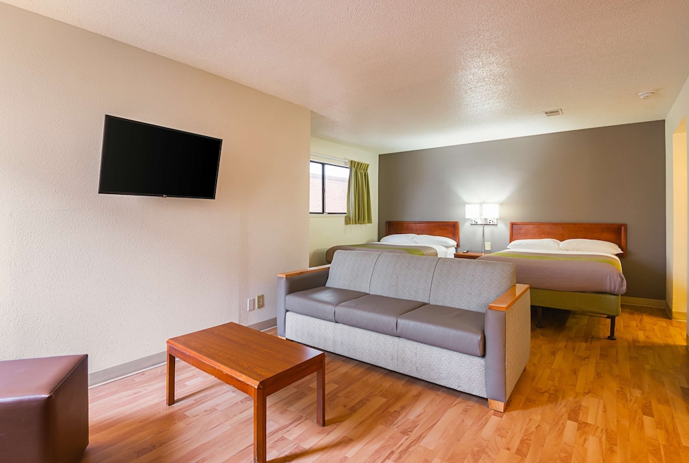 Studio 6 Extended Stay - Greensboro, NC 23/47