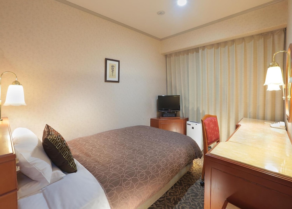 Sasebo Washington Hotel 34/65