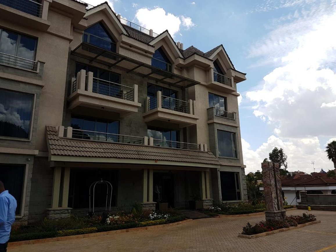 Magna Hotel And Suites photo3