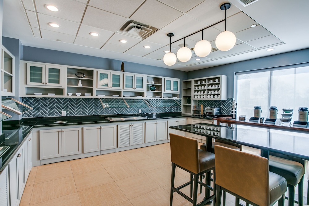 Hyatt Place Fort Worth/Hurst 56/78