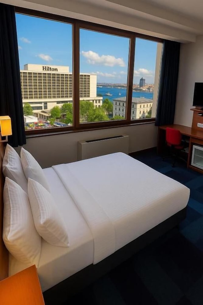 Taxim Express Hotel 21/47