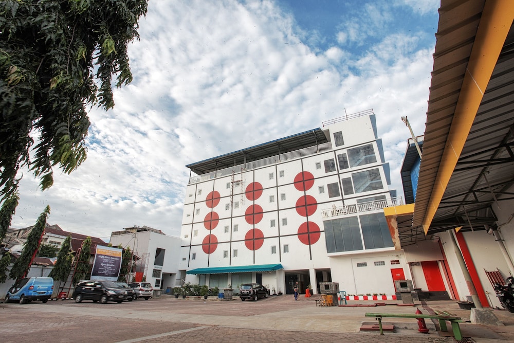 Sinar Sport Hotel 55/59