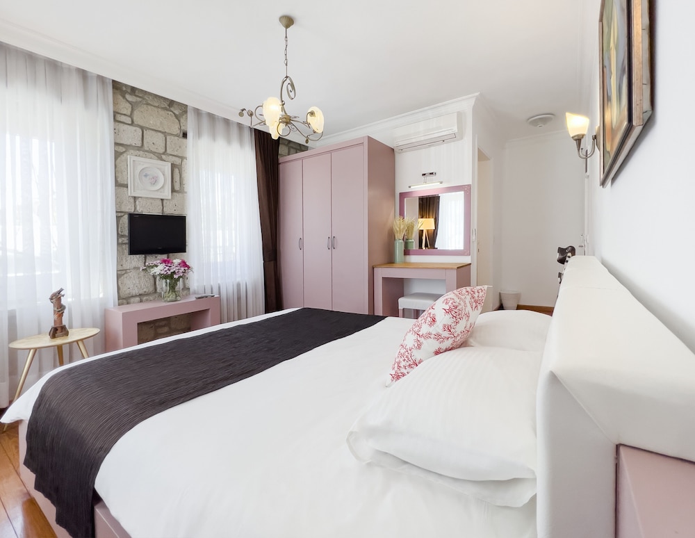 KAYEZTA HOTEL 14/49