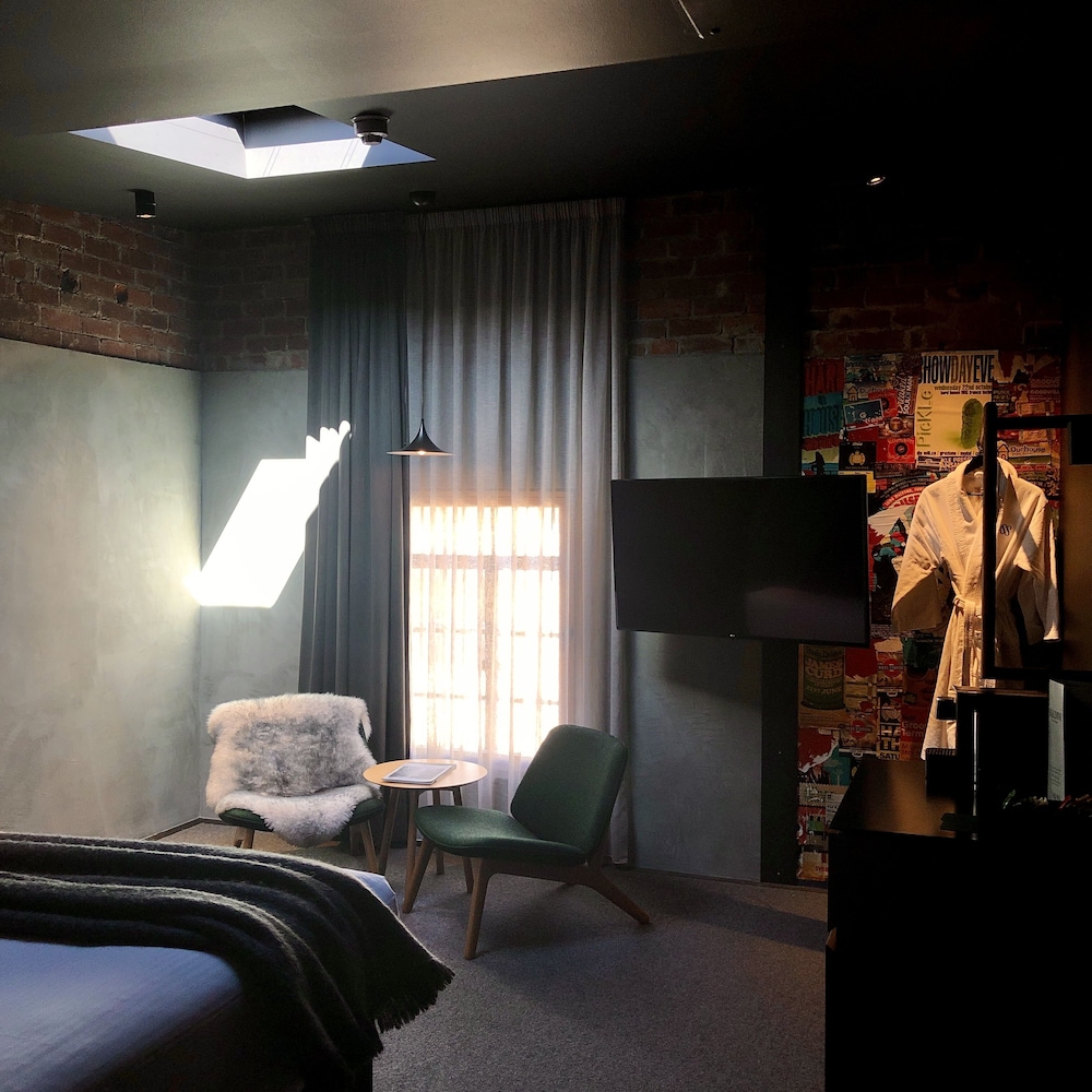 Moss Hotel 37/49