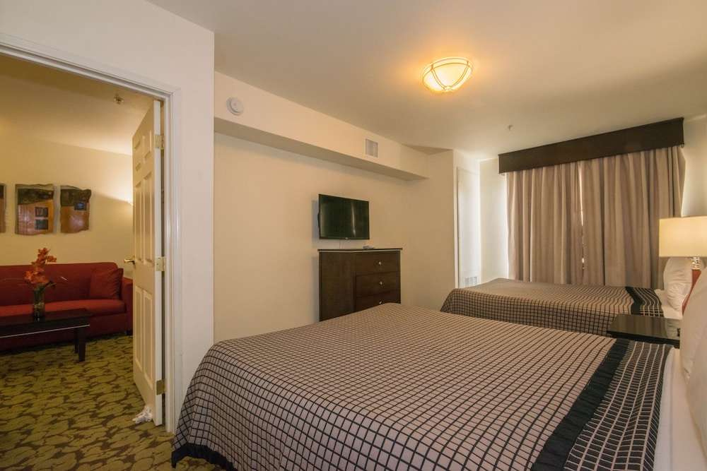 Executive Residency by Best Western Victorville 7/24