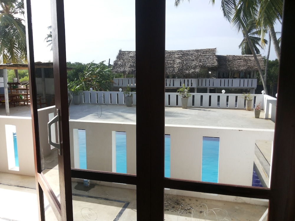 Taj Tangalle Boutique Hotel 8/35