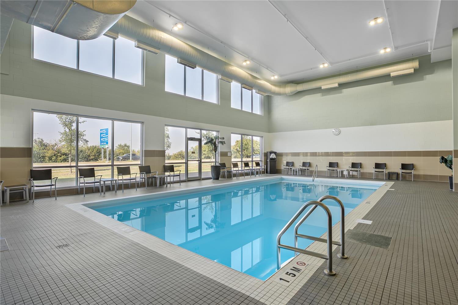 Best Western Plus Airport Inn and Suites 18/46
