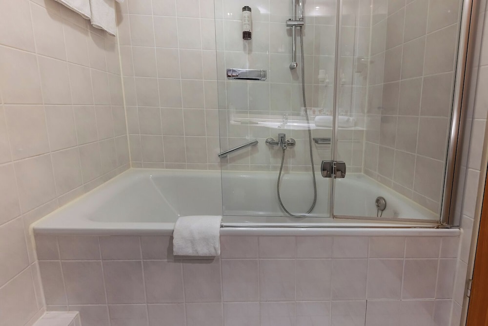 Achat Hotel Darmstadt Griesheim 73/74