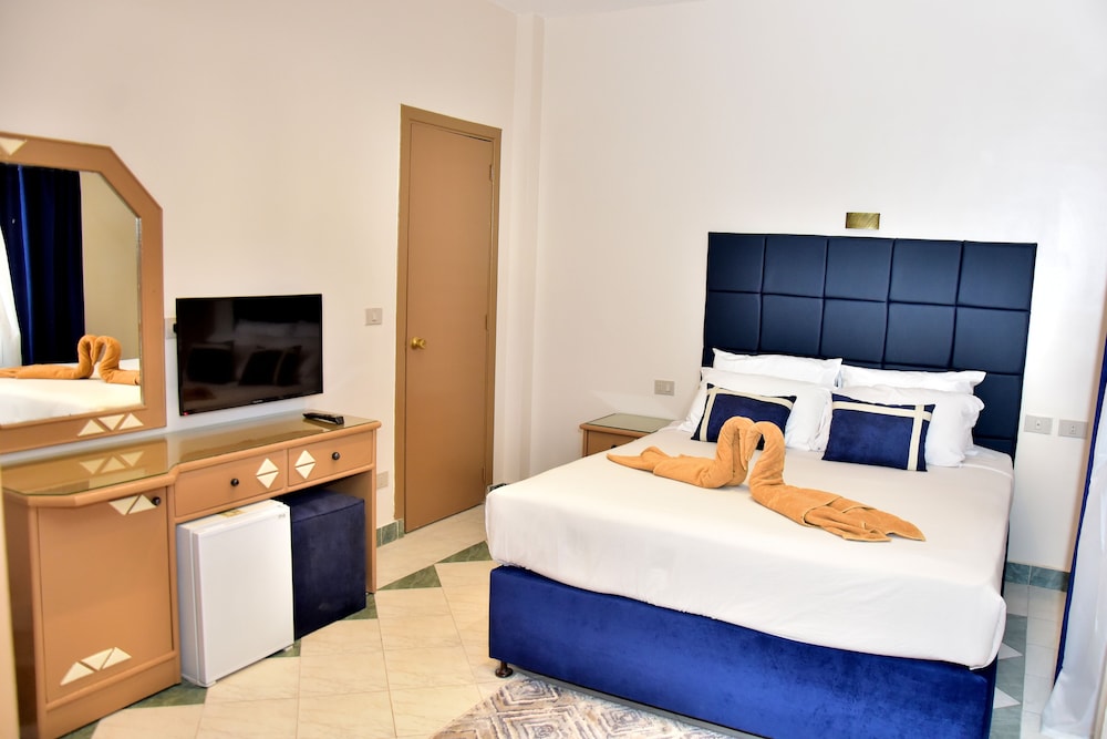 Dive Inn Resort 41/107
