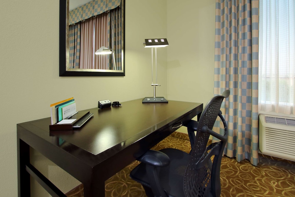 Hilton Garden Inn Miami Airport West 59/64