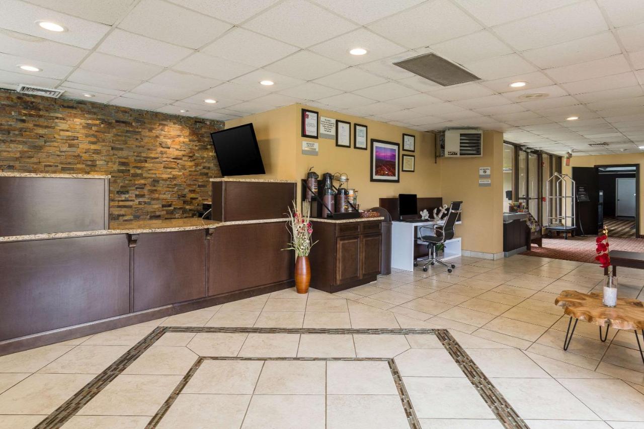 Pocono Inn At Water Gap 4/50