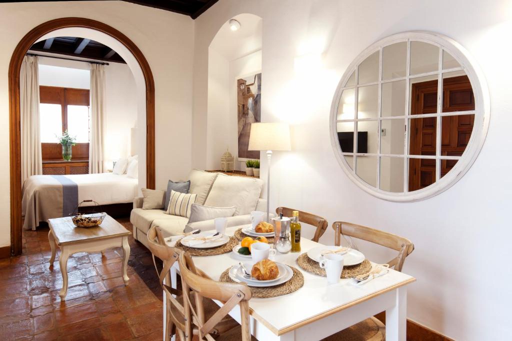 Apartamentos Casa Del Aceite 77/89