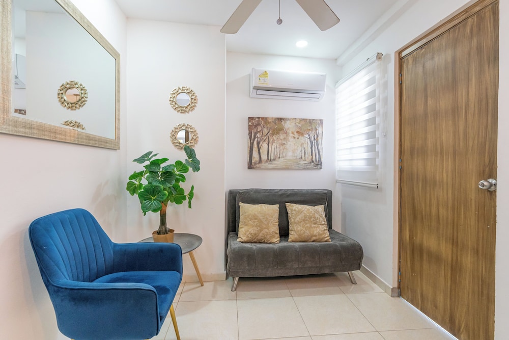 Hotel ADAZ Mediterraneo 42/57