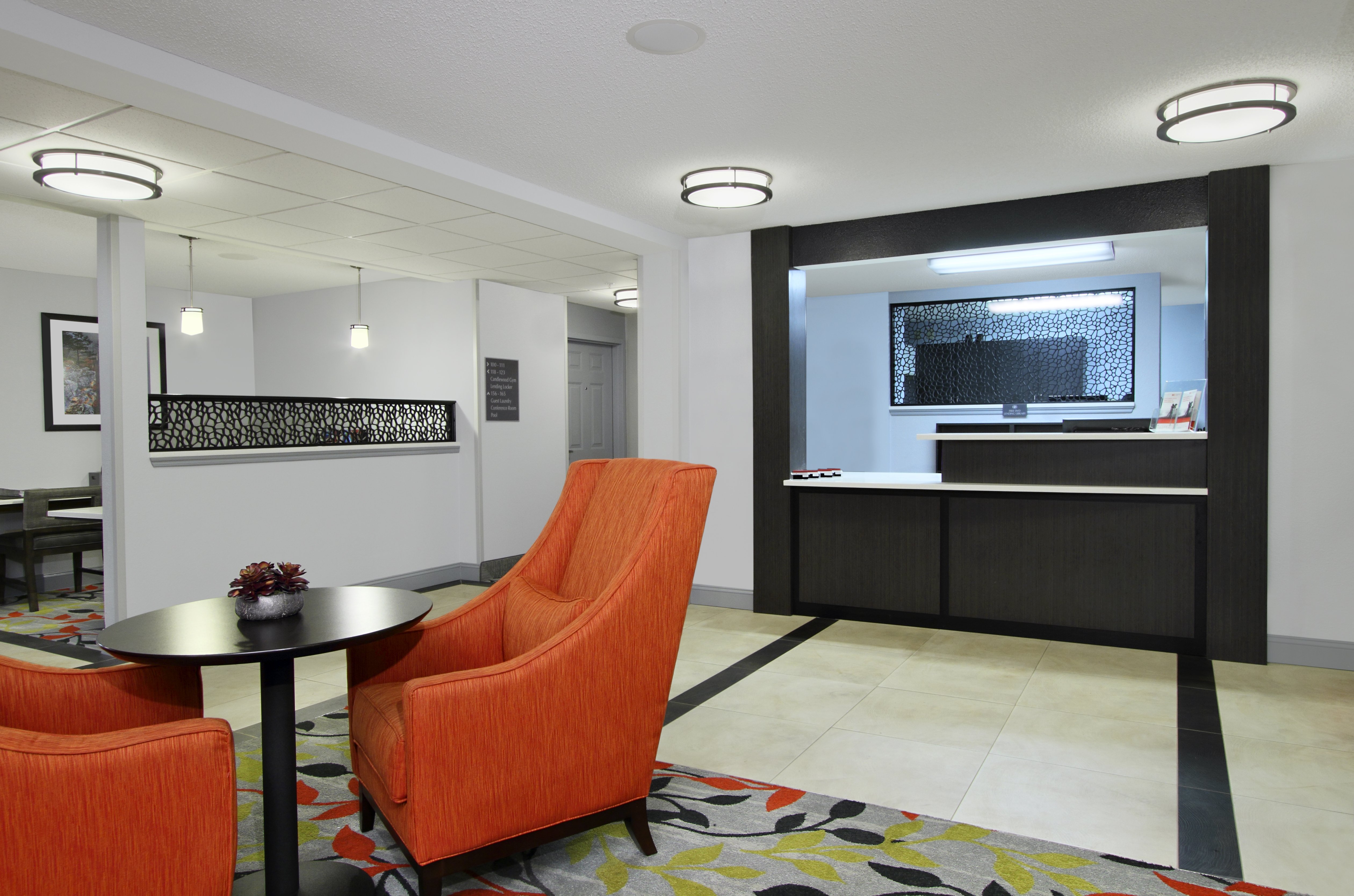 Candlewood Suites Rogers/Bentonville 35/49
