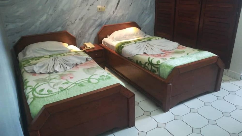 Felydac Hotel 10/24