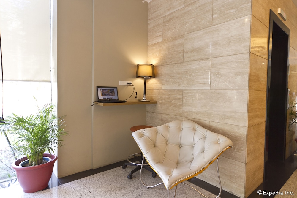 St Mark Hotel 43/65