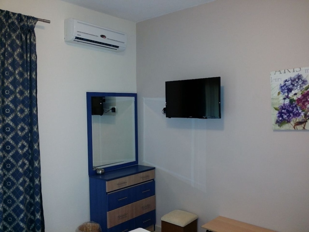 Meltemi Rooms 10/20