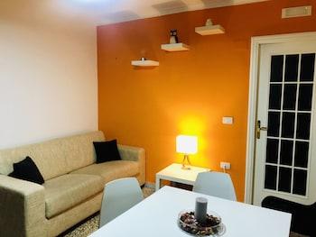 1 Bedroom, Family, House, Courtyard View, Kitchen