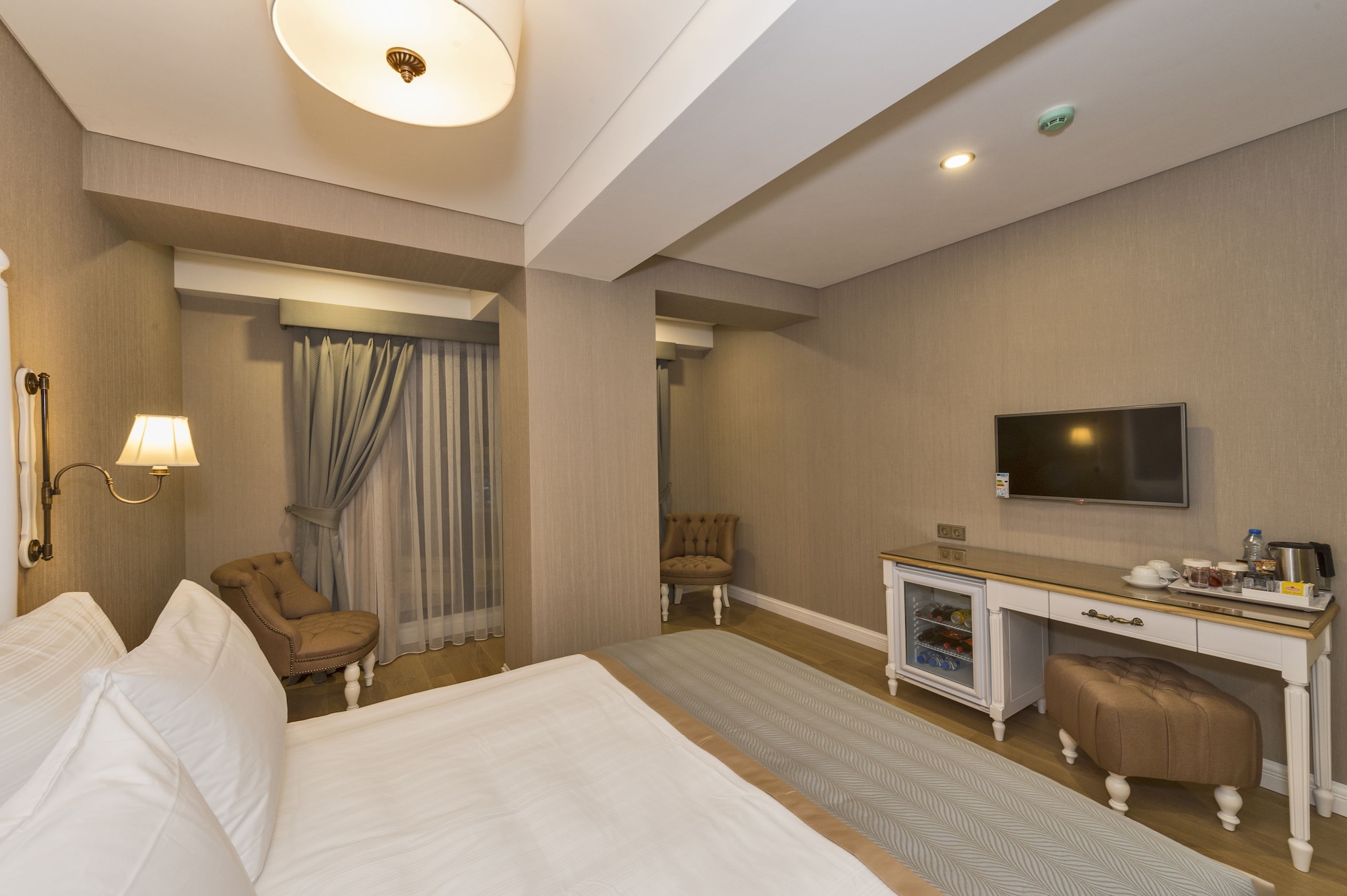 STANDARD, DOUBLE OR TWIN BED