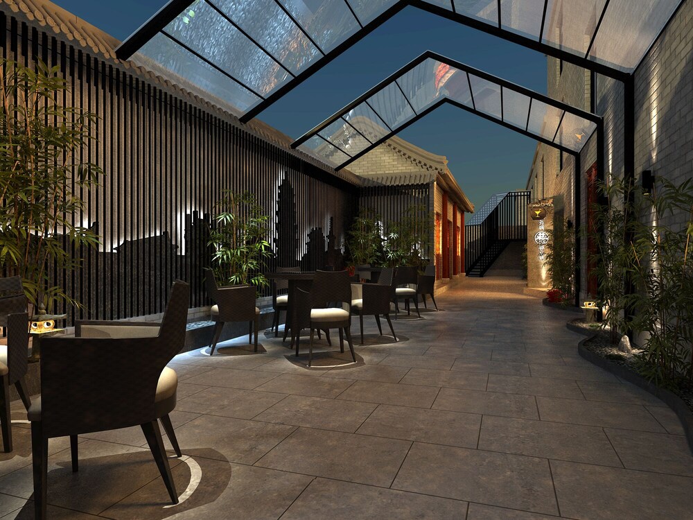 Happy Dragon Saga Hotel (Beijing Tiananmen Wangfujing) 20/20