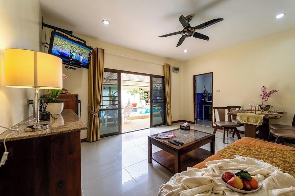 Siam Court 40/50
