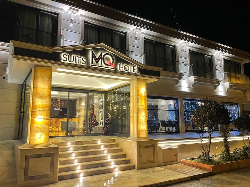 MQ Hotel Suites 3/60