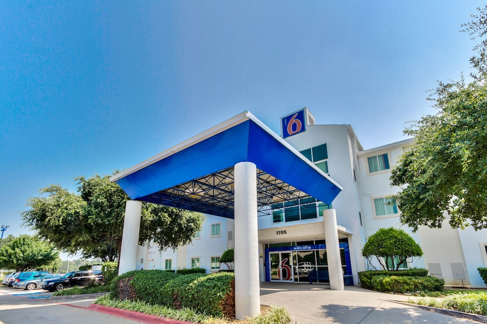 Motel6 Lewisville, TX - Dallas in LEWISVILLE - TX