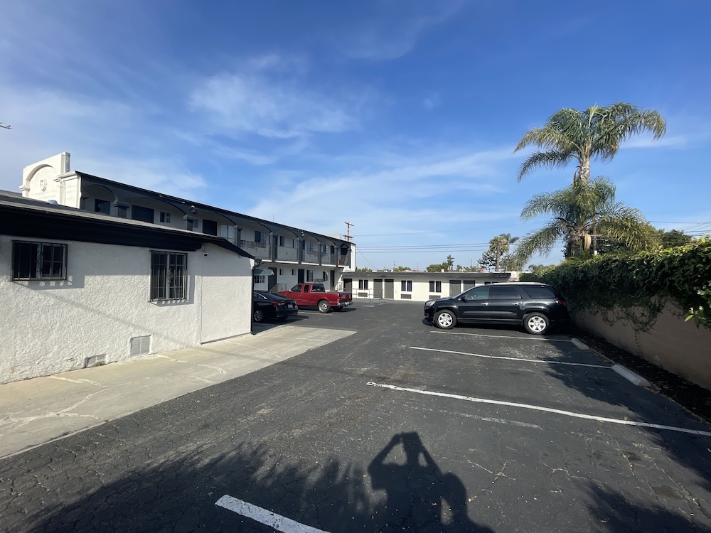 SOFI MOTEL 14/20