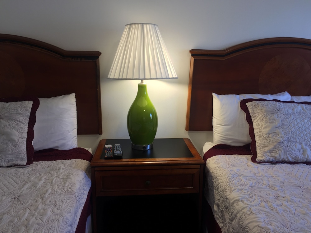 Apple Inn And Suites 30/50