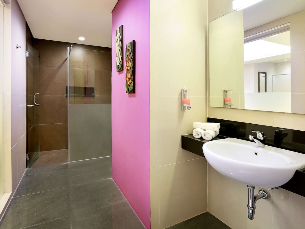 Primera Hotel Seminyak (Ex Ibis Budget Bali) 29/32