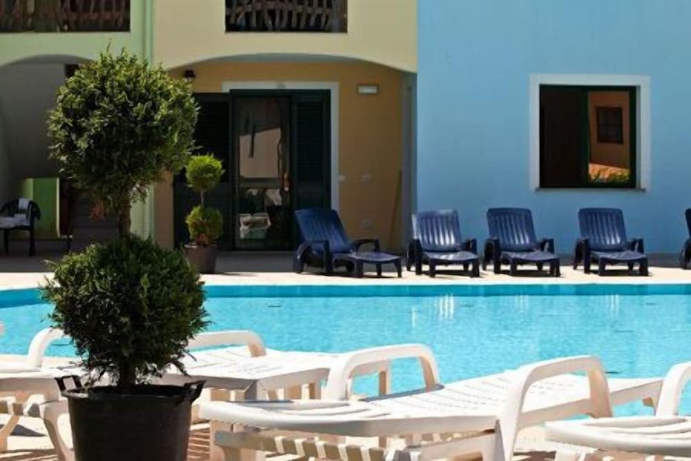 Hotel Ariadimari 47/50