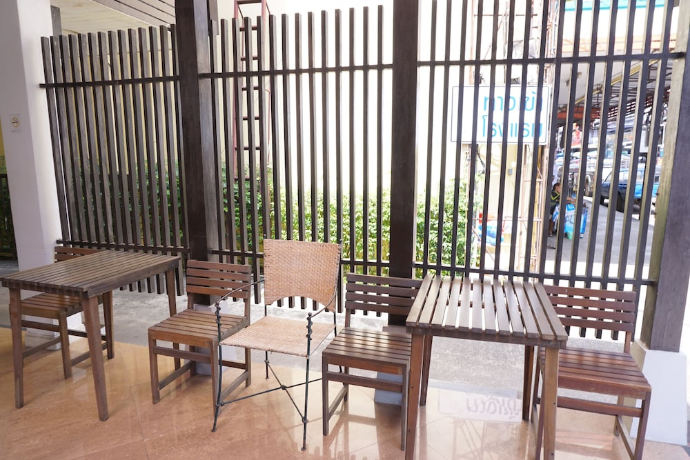 Panatara Hotel 28/35