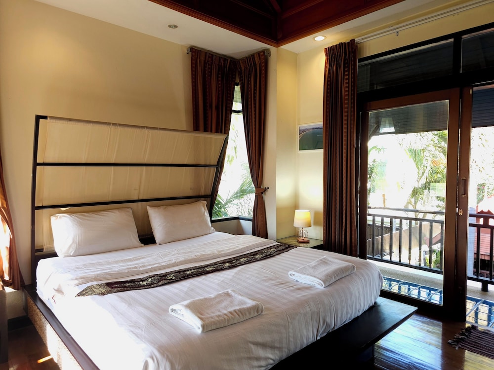 Punnapha Pool Villa Pattaya 16/49