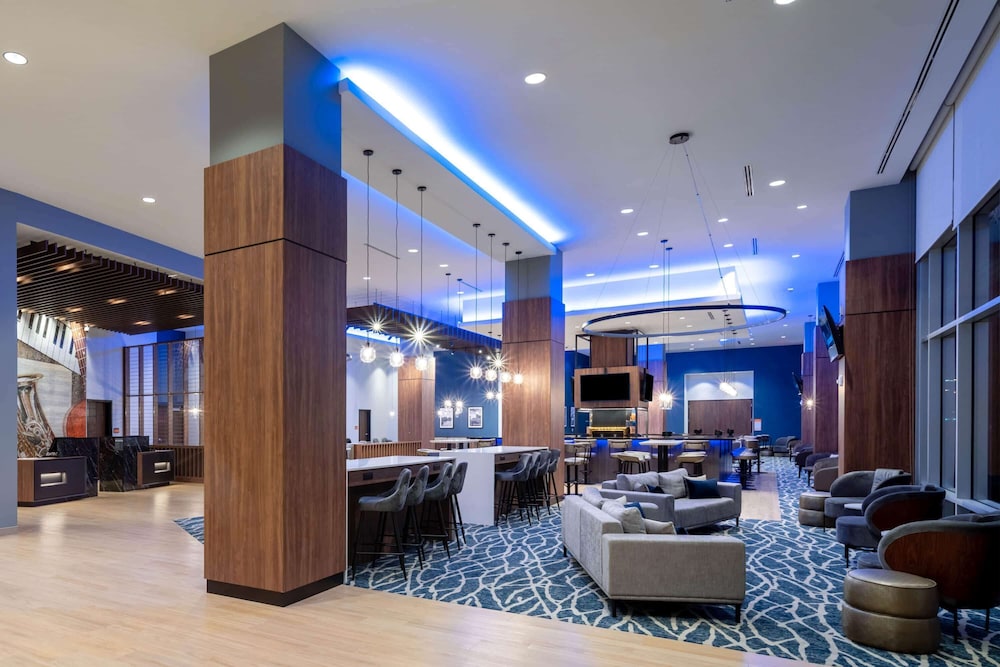 La Quinta Inn Suites By Wyndham Nashville Downtown Stadium 38/52