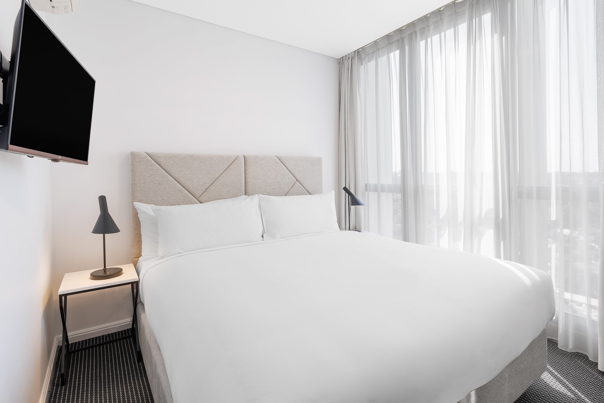 Meriton Suites Zetland 7/22