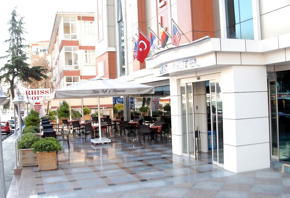Rhiss Hotel Bostanci 6/64
