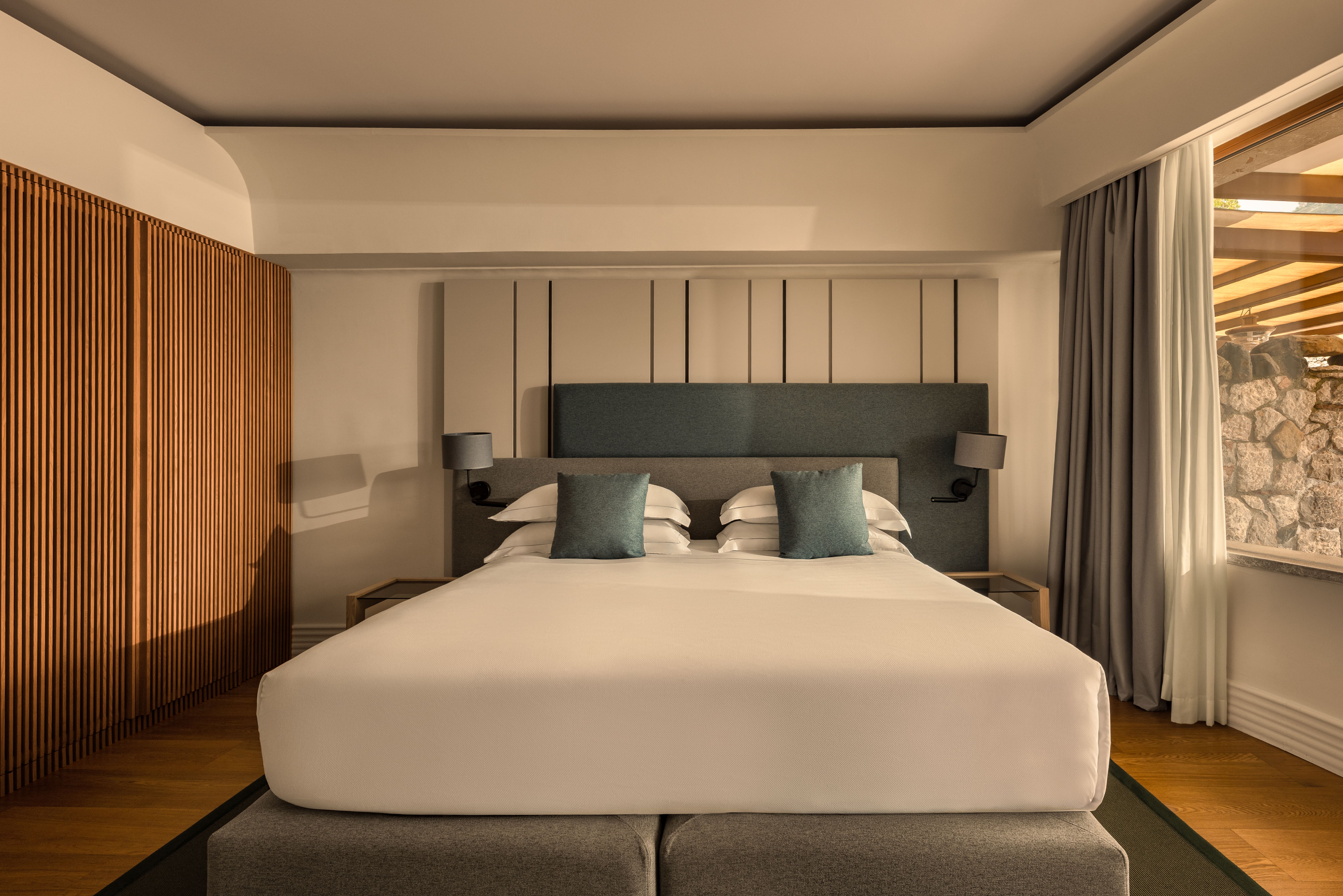 Deluxe, King Bed, Sea View