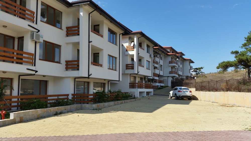 Gardenia Hills 52/72