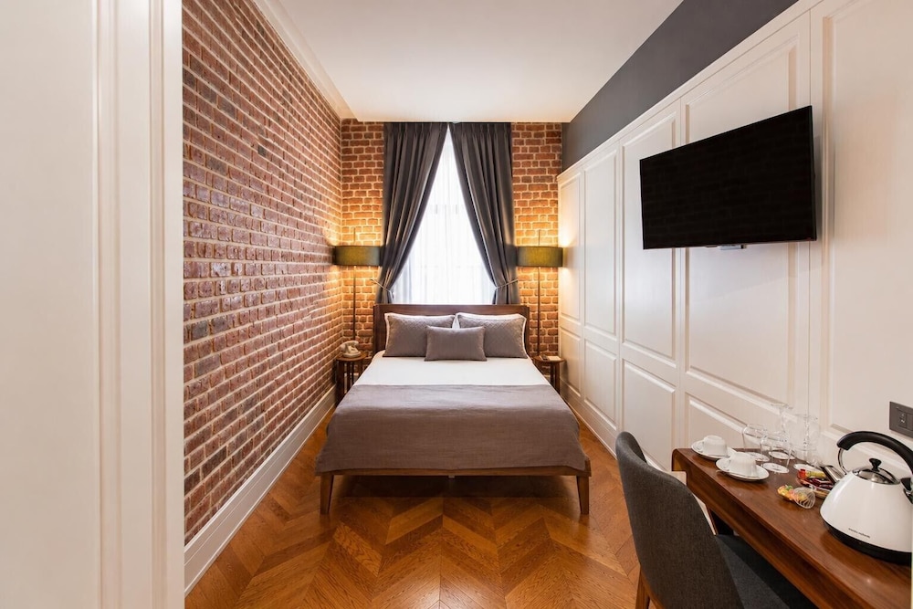 Economy, Double Bed