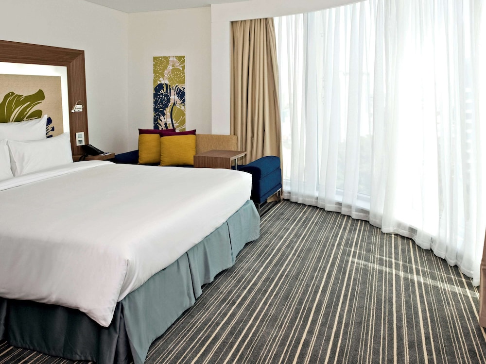 Novotel Saigon Centre 23/67