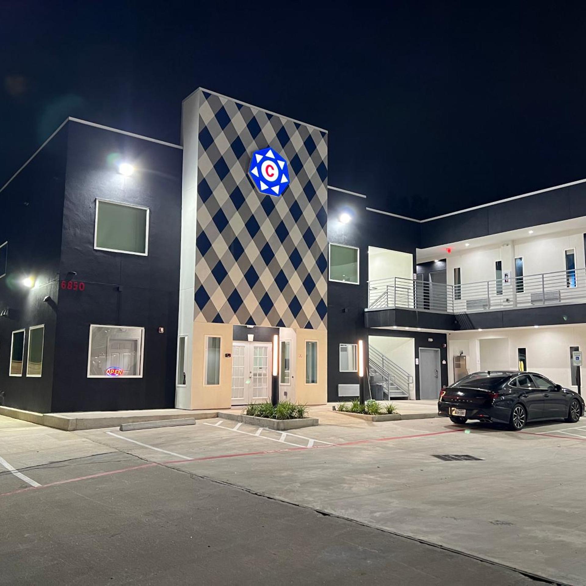 Crystal Inn - NorthWest - 290 1/24