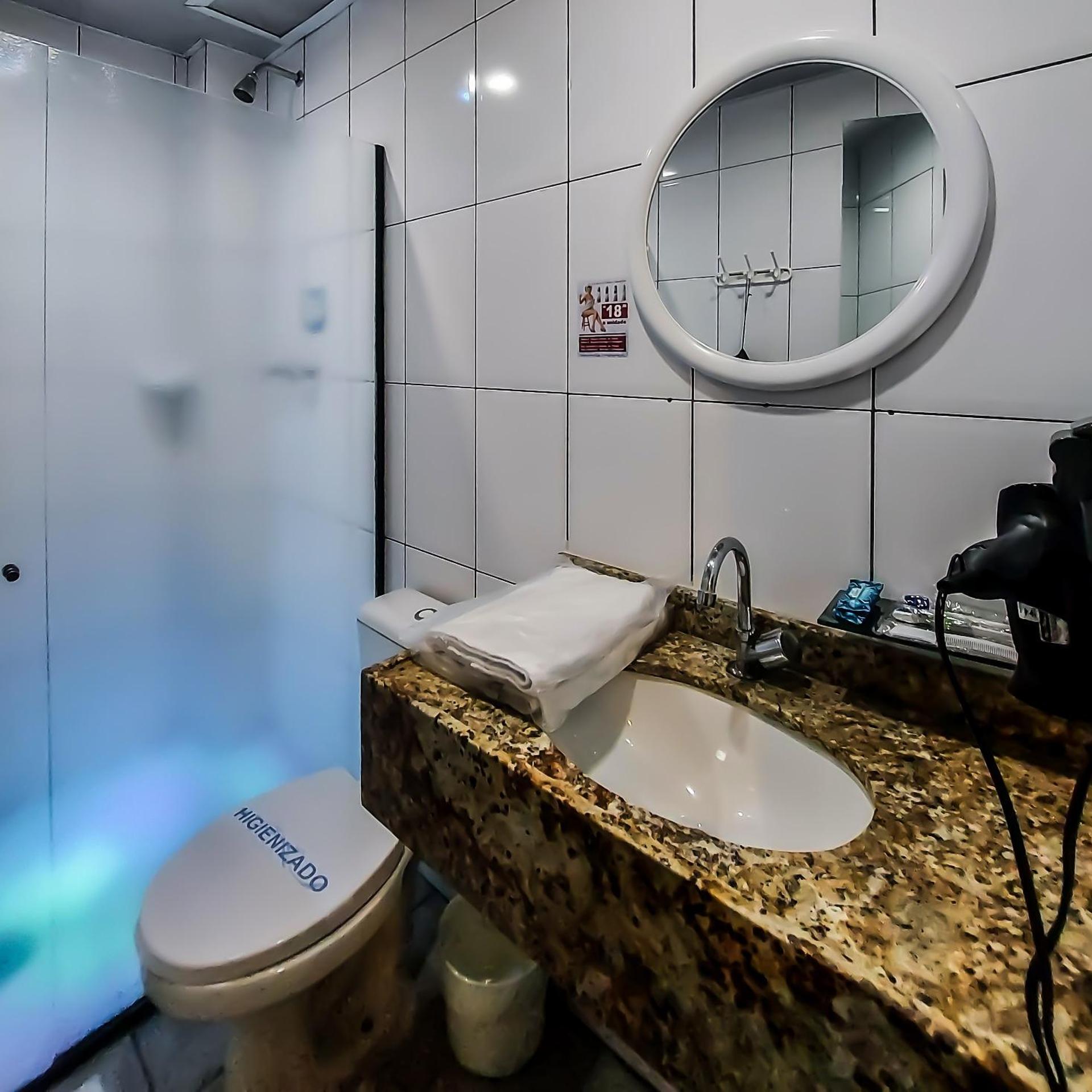 Adrenalina Hotel - Adults Only 46/51