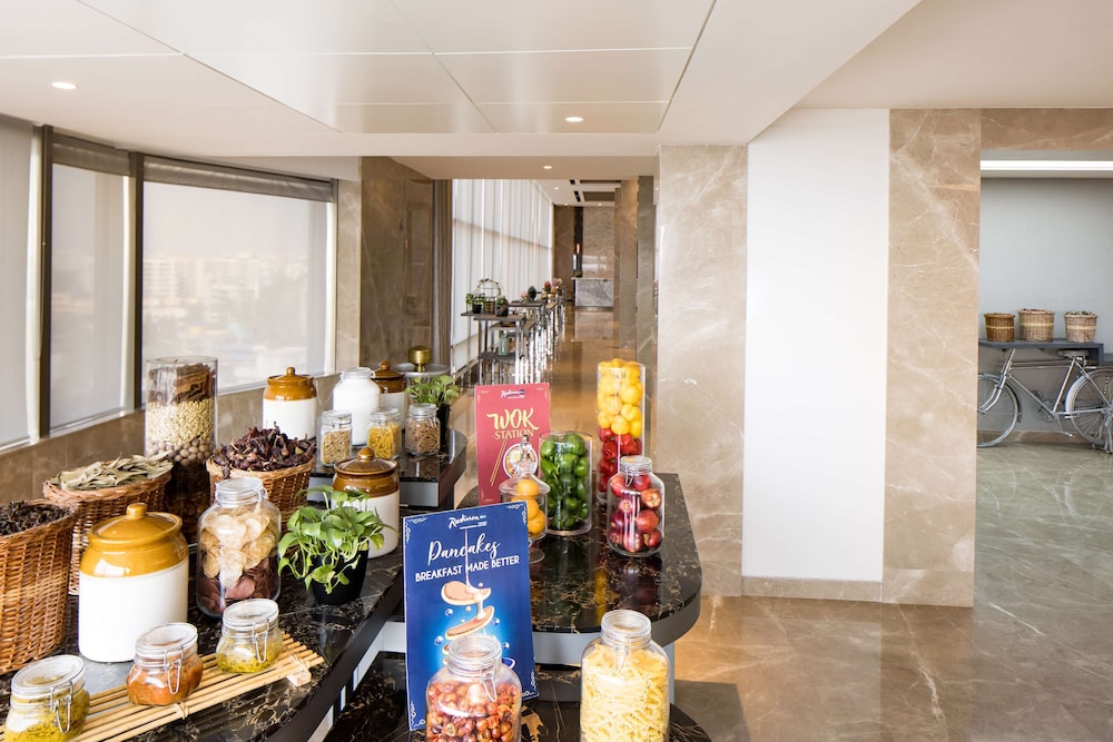 Radisson Blu Mumbai International Airport 9/64
