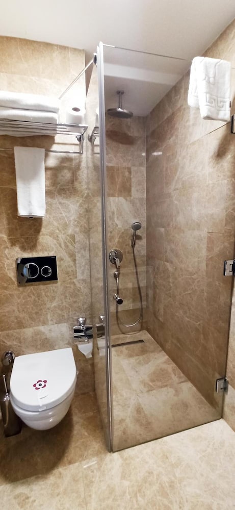 PEYK HOTEL 18/71